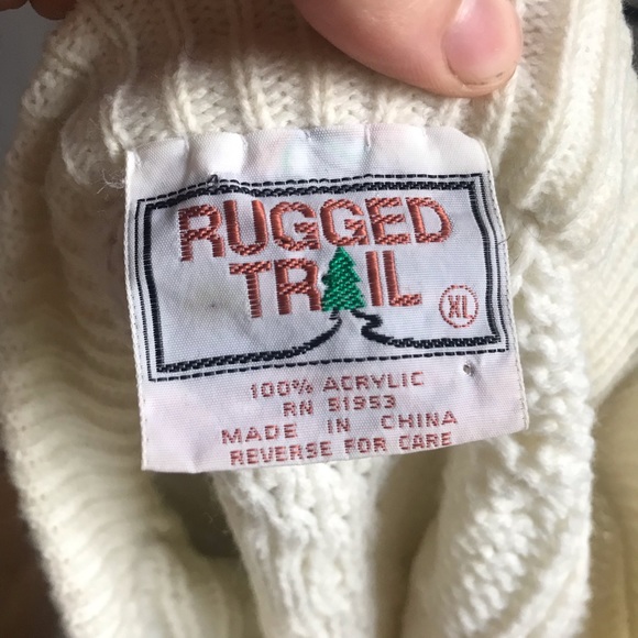 White woven sweater in excellent condition - Picture 4 of 4